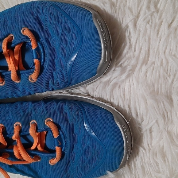 Nike Sneakers - Picture 6 of 9